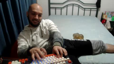 iwanturarse online show from July 24, 7:28 am