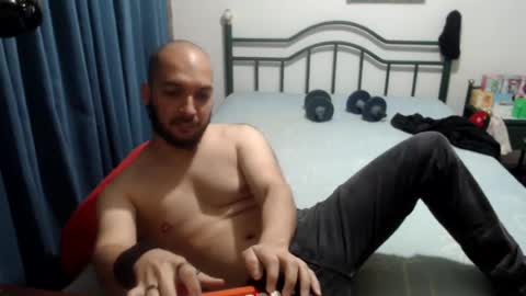 iwanturarse online show from July 30, 5:50 am