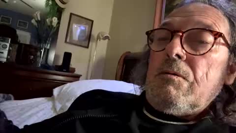 Snapshot of iwatcheral1 chatting on November 28, 11:35 am Brian online show from November 28, 11:35 am