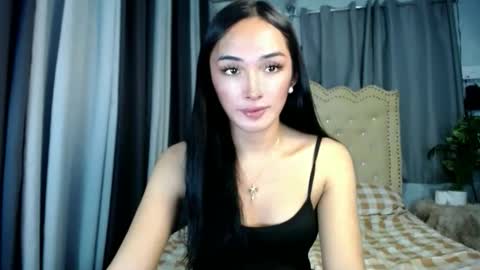 iwillcum4u_ online show from May 11, 7:00 pm