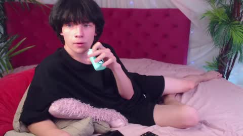 Maxim online show from December 7, 4:31 am