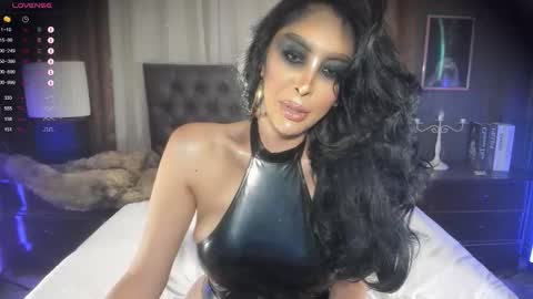 Snapshot of iyotara_ chatting on March 27, 1:44 am Areeya online show from March 27, 1:44 am