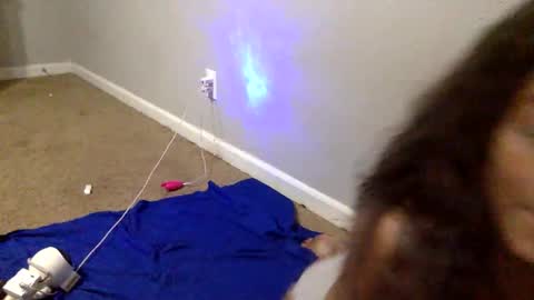 iysisfv online show from October 15, 1:28 am