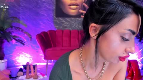 Snapshot of izabelatessa chatting on May 12, 7:22 pm izabelatessa online show from May 12, 7:22 pm