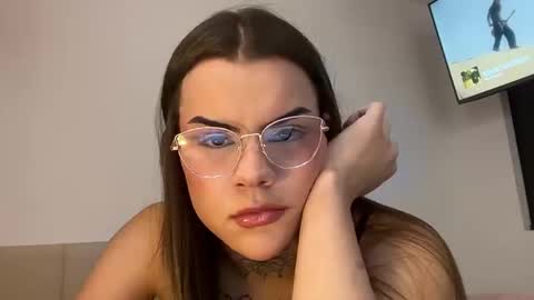 izabellatsnew online show from June 10, 9:14 pm