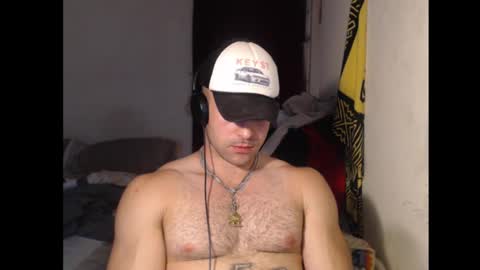 izak144 online show from December 3, 3:52 am