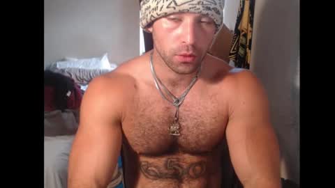 izak144 online show from September 10, 9:26 pm