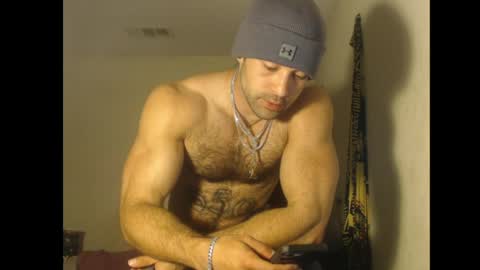 izak144 online show from May 5, 4:42 am