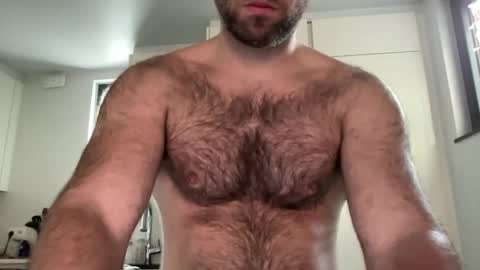 Snapshot of izylduur chatting on November 3, 8:48 am Izylduur online show from November 3, 8:48 am