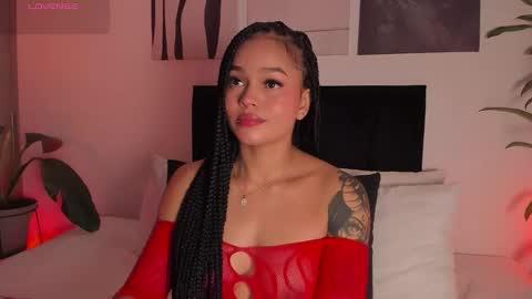 Izzy vega  online show from February 6, 10:35 pm