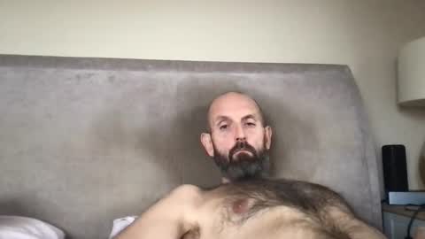 Snapshot of izzysboytoy1 chatting on November 11, 9:42 am izzysboytoy1 online show from November 11, 9:42 am