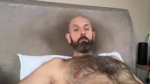 Snapshot of izzysboytoy1 chatting on December 23, 10:46 am izzysboytoy1 online show from December 23, 10:46 am