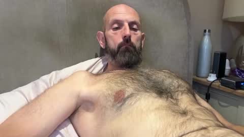 Snapshot of izzysboytoy1 chatting on February 3, 8:08 am izzysboytoy1 online show from February 3, 8:08 am