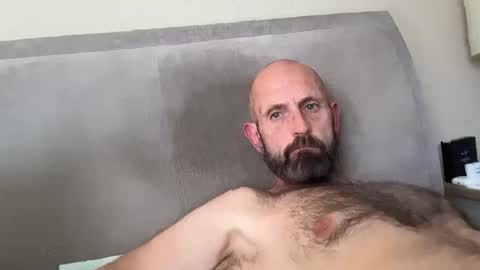 izzysboytoy1 online show from April 30, 4:13 pm