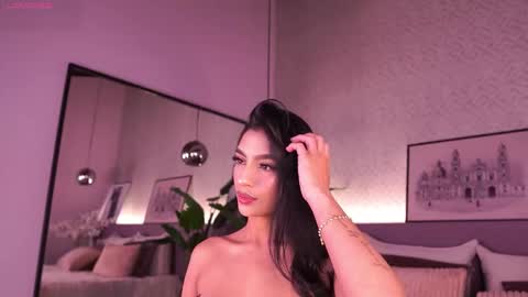 Snapshot of izzywild1 chatting on February 20, 10:38 am izzywild1 online show from February 20, 10:38 am