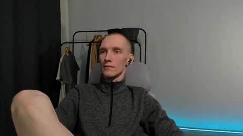 Danny online show from December 8, 11:03 am