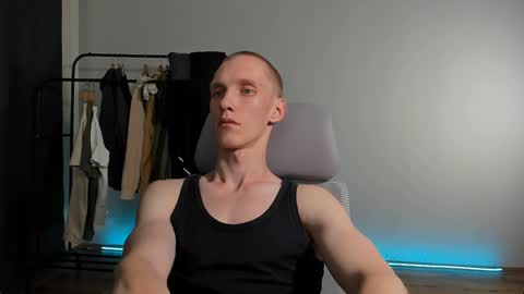 Danny online show from December 15, 9:09 pm