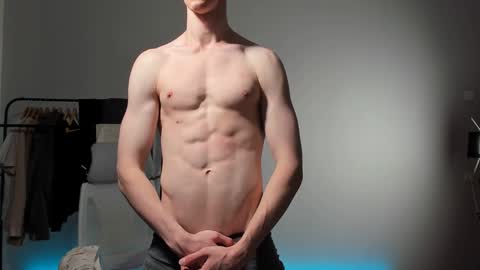 Danny online show from December 20, 9:11 am