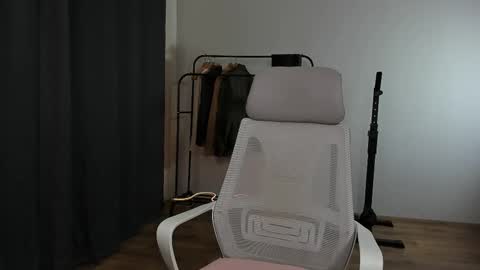 Danny online show from February 14, 8:26 pm