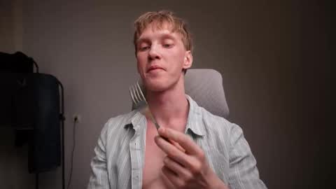 Danny online show from February 7, 8:34 pm