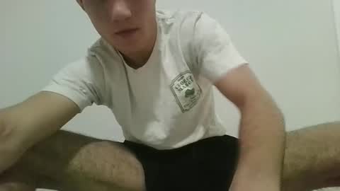 Snapshot of j_c224 chatting on March 21, 12:04 am j_c224 online show from March 21, 12:04 am