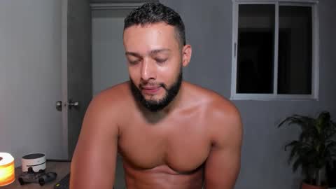 Calix  Independient model Insta and twt Calixsnake online show from March 18, 12:25 am