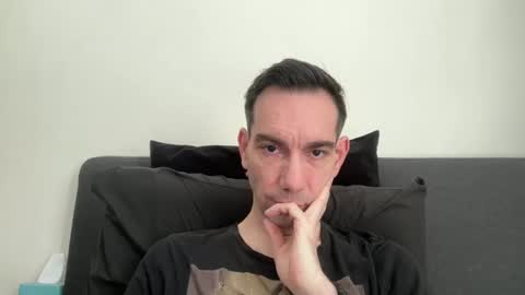 j_dc online show from April 30, 2:12 pm