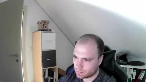 here4y online show from February 1, 12:15 pm