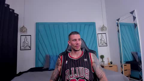 J King online show from March 11, 8:59 pm