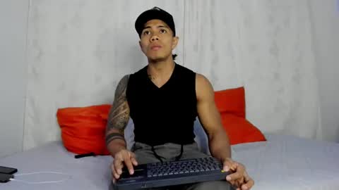 i am juan musiry independent model  online show from March 9, 5:44 am