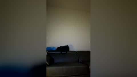 Snapshot of j_rican chatting on April 6, 1:25 am j_rican online show from April 6, 1:25 am