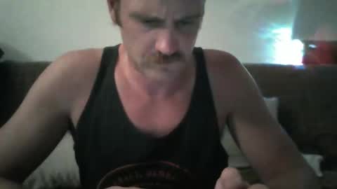 Snapshot of j_tree88 chatting on October 8, 9:29 am TR88 online show from October 8, 9:29 am