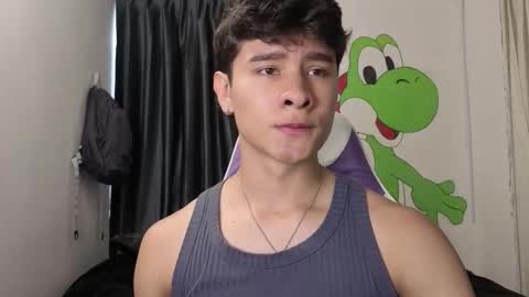 Snapshot of j_u_p_i_t_e_r chatting on March 8, 3:38 pm Noah online show from March 8, 3:38 pm