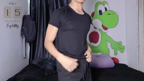 Snapshot of j_u_p_i_t_e_r chatting on March 10, 2:22 pm Noah online show from March 10, 2:22 pm