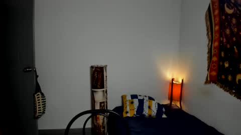 Snapshot of jaacksn chatting on February 21, 11:55 am jaacksn online show from February 21, 11:55 am