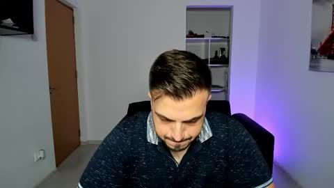 Snapshot of jace_thorne chatting on September 23, 5:38 pm Jace online show from September 23, 5:38 pm