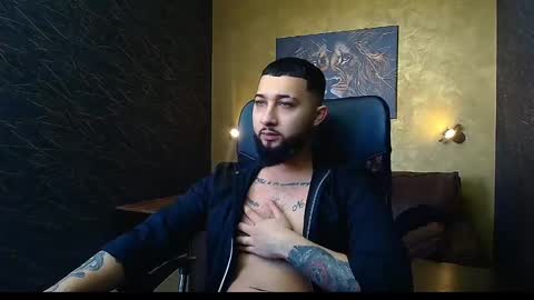 Snapshot of jacezachary chatting on February 21, 9:02 am JaceZachary online show from February 21, 9:02 am
