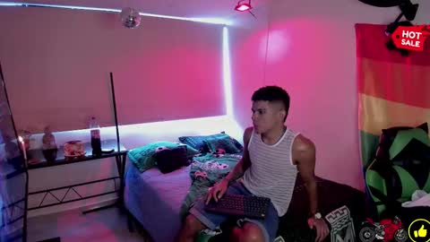 Snapshot of jack_castell chatting on November 14, 8:51 pm JACK CASTELL online show from November 14, 8:51 pm