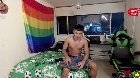 Snapshot of jack_castell chatting on November 21, 6:12 am JACK CASTELL online show from November 21, 6:12 am