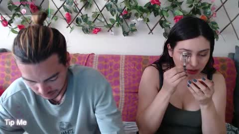 Jack and Emily online show from November 28, 5:04 pm