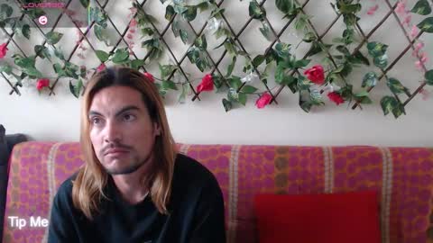 Snapshot of jack_emily11 chatting on March 14, 8:25 pm Jack and Emily online show from March 14, 8:25 pm