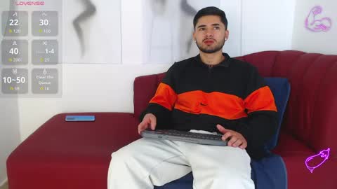 Snapshot of jack_hills2 chatting on June 6, 2:55 pm online show from June 6, 2:55 pm