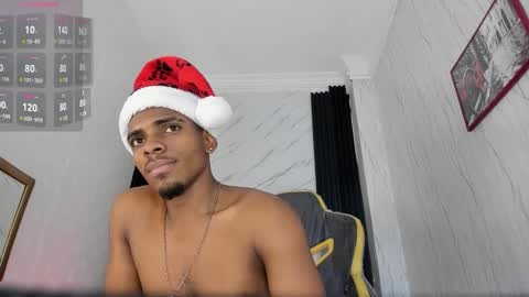 Snapshot of jack_muscles69_ chatting on December 13, 4:05 pm Jack online show from December 13, 4:05 pm