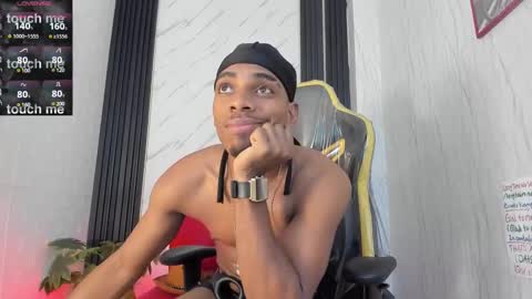 Snapshot of jack_muscles69_ chatting on February 2, 3:39 pm Jack online show from February 2, 3:39 pm