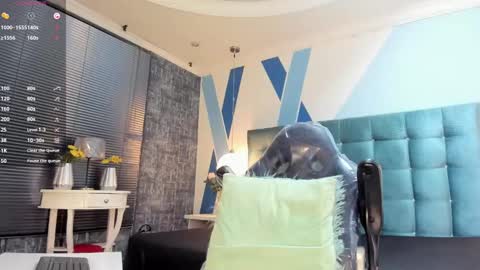 Snapshot of jack_muscles69_ chatting on February 24, 10:03 pm Jack online show from February 24, 10:03 pm