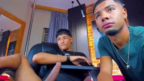 Jack and Joes online show from December 20, 3:35 am