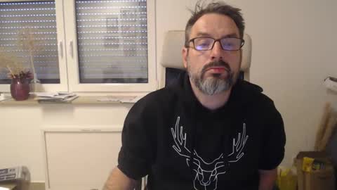 Snapshot of jackbauer9999 chatting on December 10, 1:33 pm jackbauer9999 online show from December 10, 1:33 pm