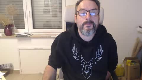 Snapshot of jackbauer9999 chatting on December 10, 5:55 pm jackbauer9999 online show from December 10, 5:55 pm