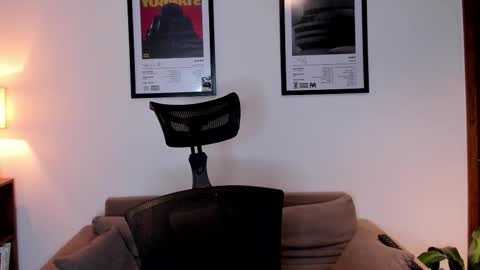 Snapshot of jackboy_2000 chatting on October 2, 10:22 am Jack J online show from October 2, 10:22 am