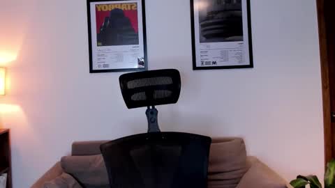 Snapshot of jackboy_2000 chatting on October 4, 10:46 am Jack J online show from October 4, 10:46 am